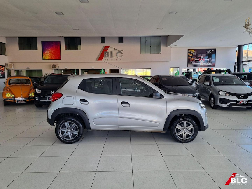Foto do veículo RENAULT KWID  ZEN 2 2025 30.199 KM 58.900,00
