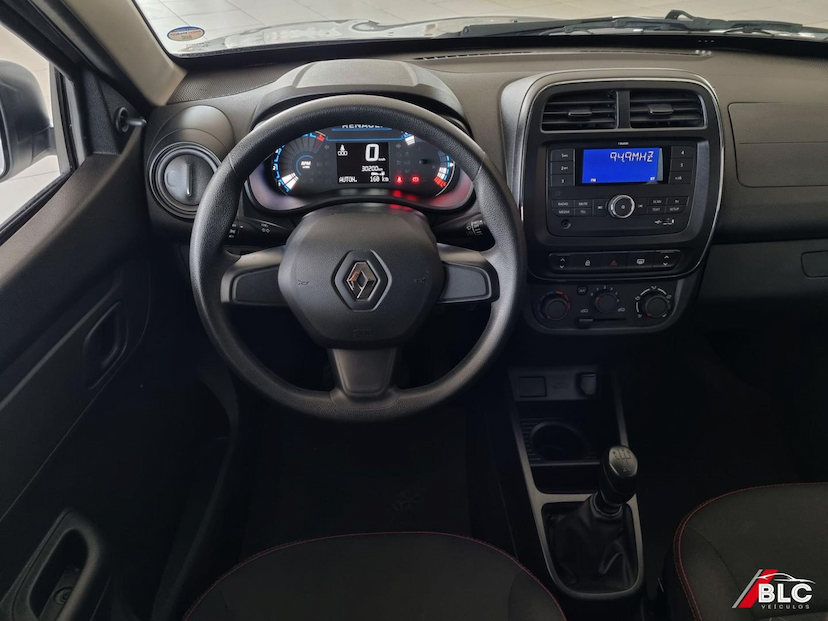 Foto do veículo RENAULT KWID  ZEN 2 2025 30.199 KM 58.900,00