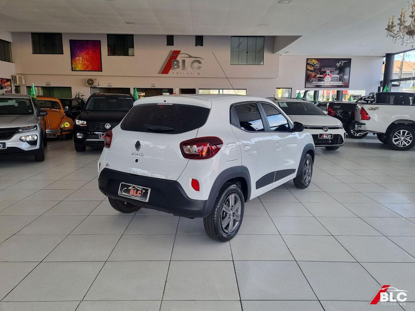 Foto do veículo RENAULT KWID  INTENS 2 2026 27.000 KM 67.900,00