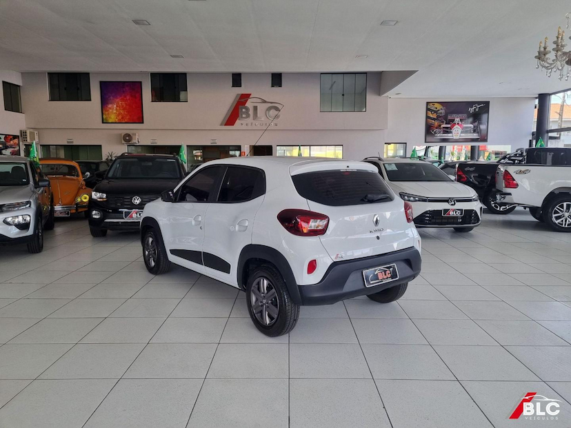 Foto do veículo RENAULT KWID  INTENS 2 2026 27.000 KM 67.900,00