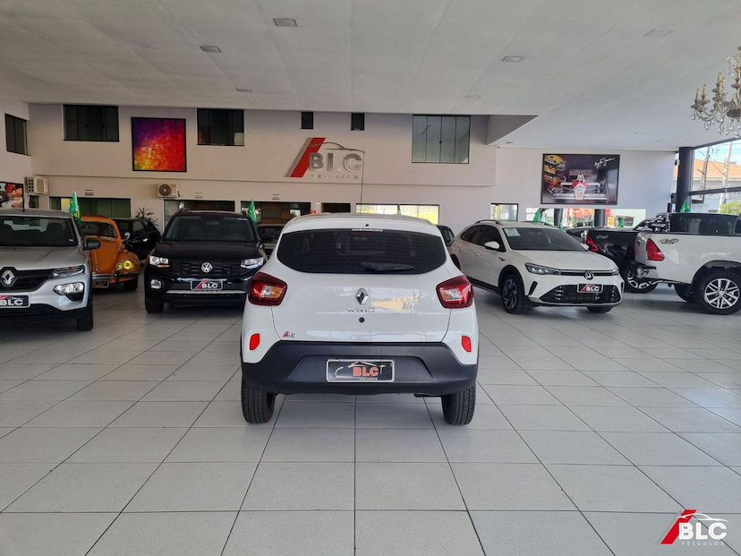 Foto do veículo RENAULT KWID  INTENS 2 2026 27.000 KM 67.900,00