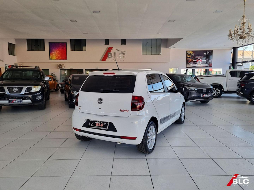 Foto do veículo VOLKSWAGEN FOX  ROCK IN RIO 2014 119.786 KM 46.900,00