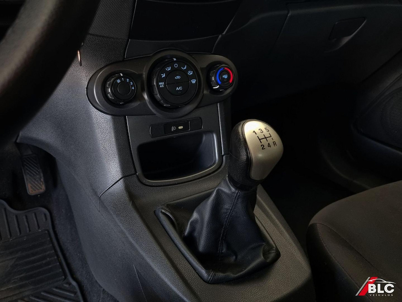 Foto do veículo FORD FIESTA  HA 1.5L SB 2016 166.251 KM 48.900,00
