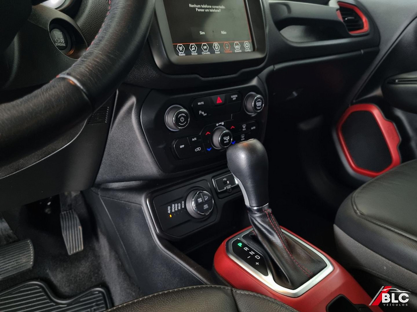 Foto do veículo JEEP RENEGADE  THAWK AT D 2021 99.680 KM 99.900,00