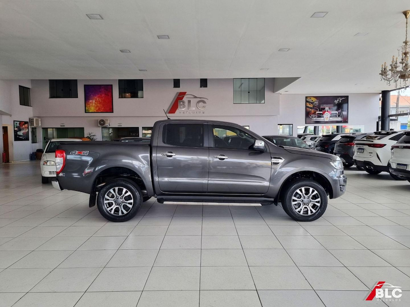 Foto do veículo FORD RANGER  XLTCD4A32C 2021 105.000 KM 147.900,00
