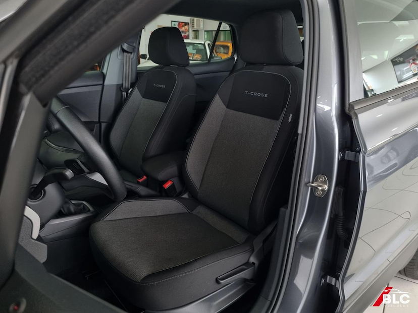 Foto do veículo VOLKSWAGEN T-CROSS T CROSS TSI 2026 33.458 KM 128.900,00