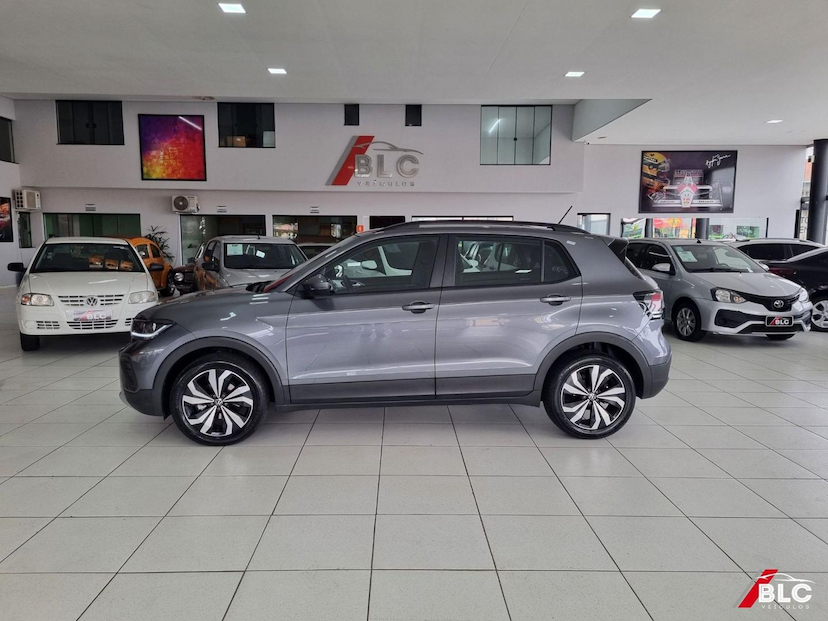 Foto do veículo VOLKSWAGEN T-CROSS T CROSS TSI 2026 33.458 KM 128.900,00