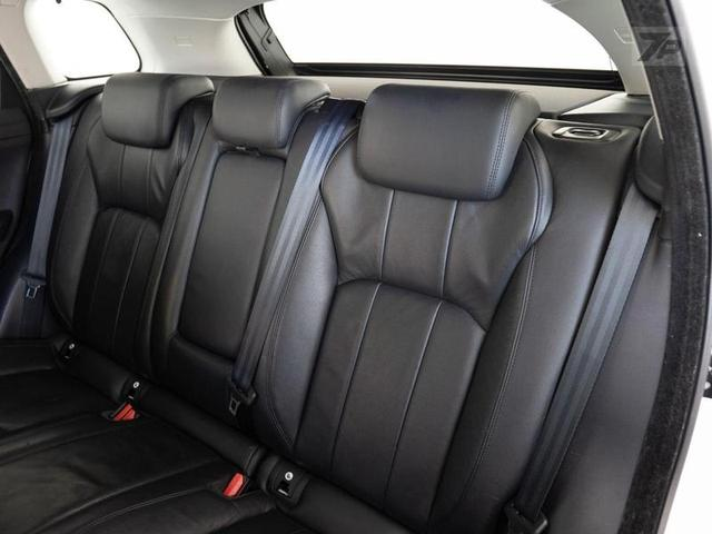 Foto do veículo LAND ROVER RANGE ROVER EVOQUE SE DYN 2017 63.400 KM 134.900,00