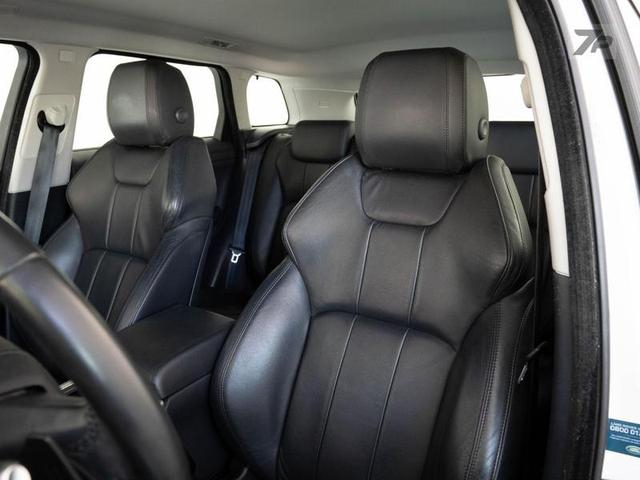 Foto do veículo LAND ROVER RANGE ROVER EVOQUE SE DYN 2017 63.400 KM 134.900,00