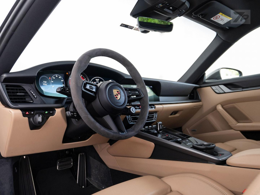 Foto do veículo PORSCHE 911  CARRERA S 2020 15.030 KM 758.500,00
