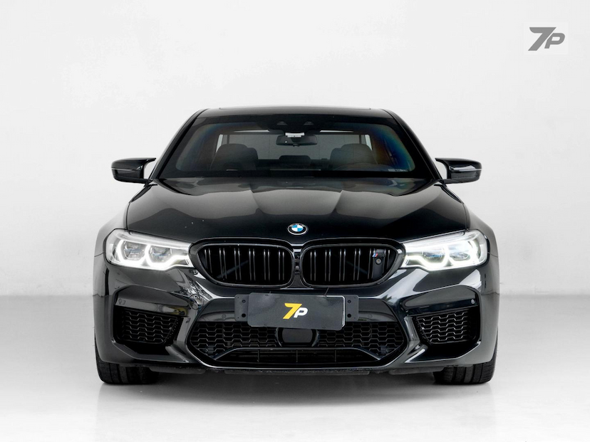 Foto do veículo BMW M5  4.4 V8 TWIN POWER M XDRIVE STEPTRONIC 2020 17.144 KM 575.000,00