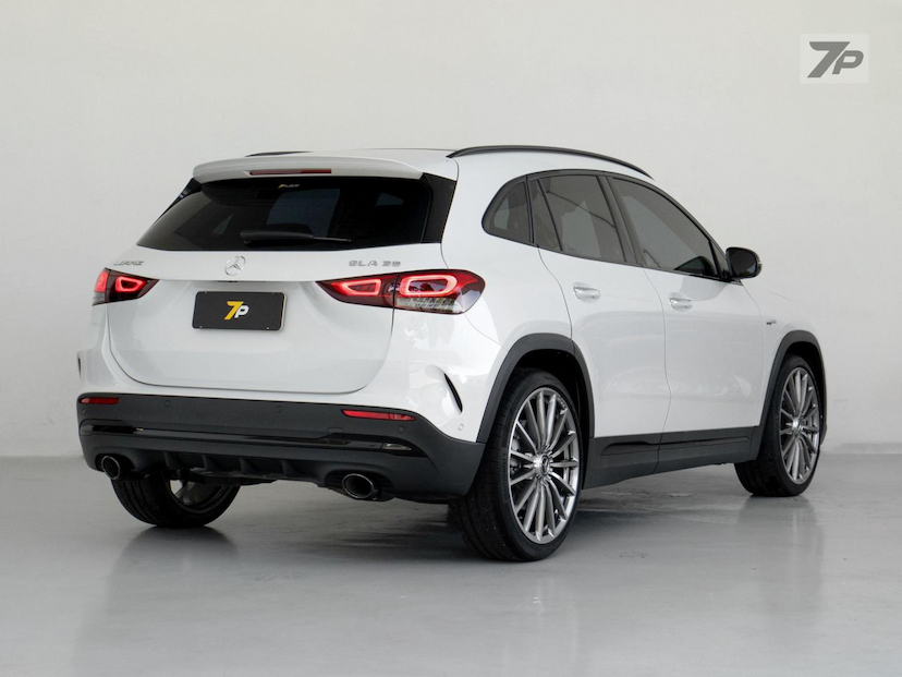 Foto do veículo MERCEDES-BENZ GLA 35 AMG  4MATIC 2.0 TURBO AUT 2023 6.785 KM 389.000,00