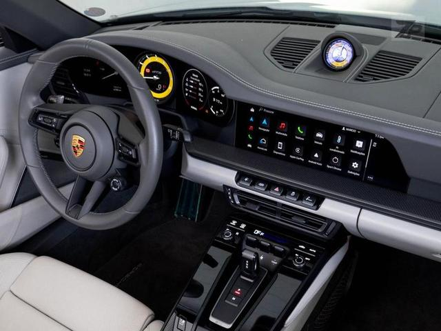 Foto do veículo PORSCHE 911  CARRERA GTS CABRIOLET 2023 7.242 KM 1.190.000,00