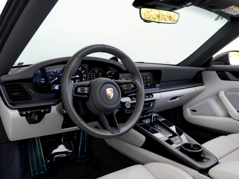 Foto do veículo PORSCHE 911  CARRERA S CABRIOLET 3.0 2022 5.172 KM 1.100.000,00