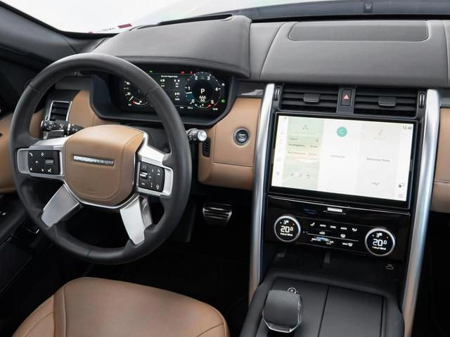 Foto do veículo LAND ROVER DISCOVERY  3.0 MHEV D300 R-DYNAMIC HSE 4WD 2023 13.285 KM 699.000,00
