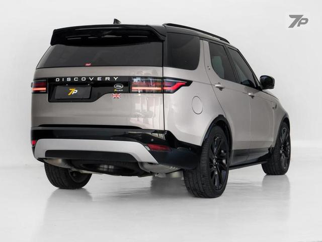 Foto do veículo LAND ROVER DISCOVERY  3.0 MHEV D300 R-DYNAMIC HSE 4WD 2023 13.285 KM 699.000,00