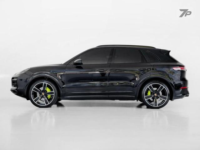 Foto do veículo PORSCHE CAYENNE  PHEV 2020 48.380 KM 449.000,00
