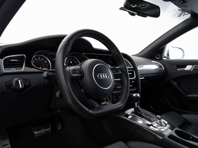 Foto do veículo AUDI RS4  AVANT 4.2FSI 2014 38.127 KM 389.000,00