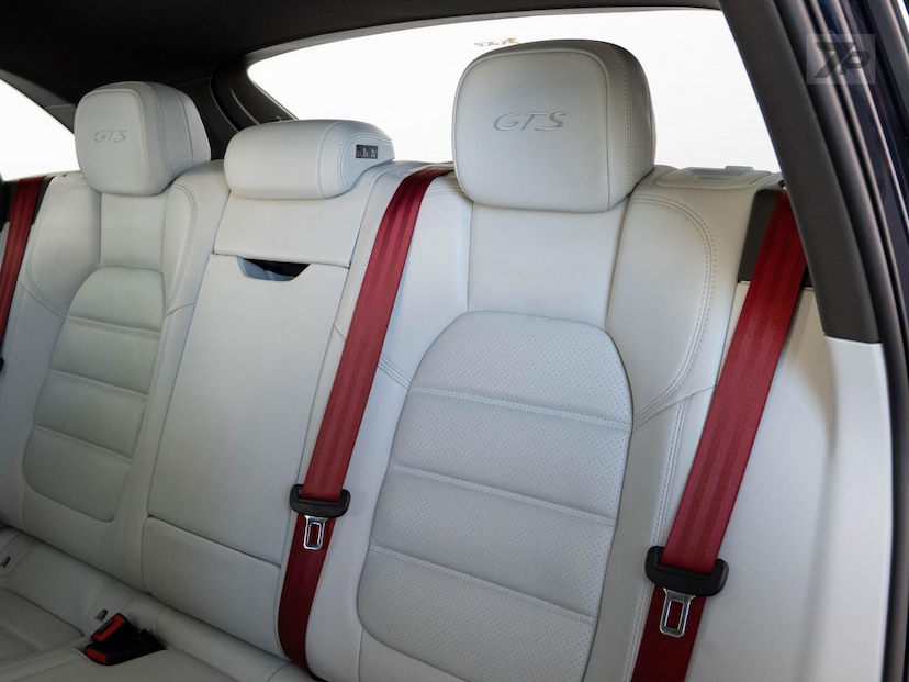 Foto do veículo PORSCHE MACAN MACAN GTS 2.9 BI-TURBO 2021 26.869 KM 520.000,00