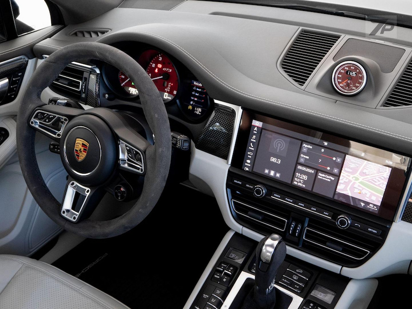 Foto do veículo PORSCHE MACAN MACAN GTS 2.9 BI-TURBO 2021 26.869 KM 520.000,00