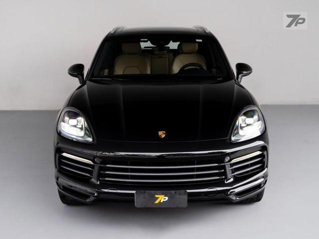 Foto do veículo PORSCHE CAYENNE  V6 2019 61.650 KM 368.500,00