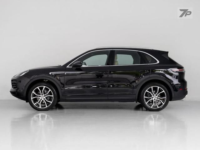 Foto do veículo PORSCHE CAYENNE  V6 2019 61.650 KM 368.500,00