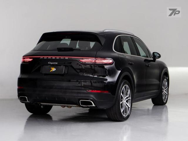 Foto do veículo PORSCHE CAYENNE  V6 2019 61.650 KM 368.500,00