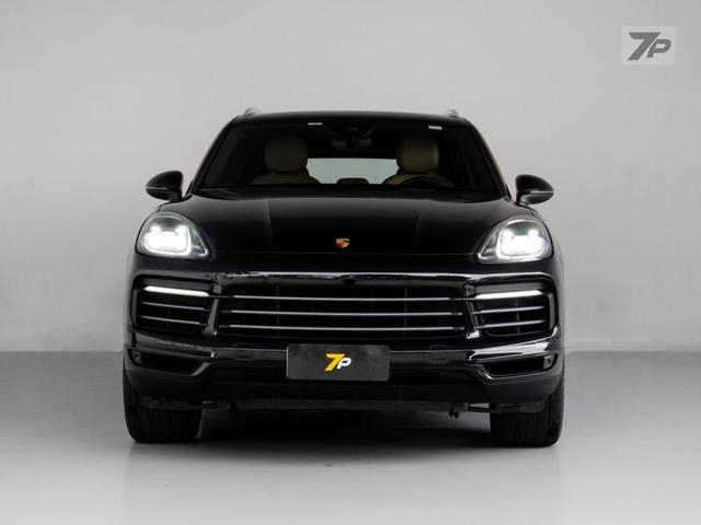 Foto do veículo PORSCHE CAYENNE  V6 2019 61.650 KM 368.500,00