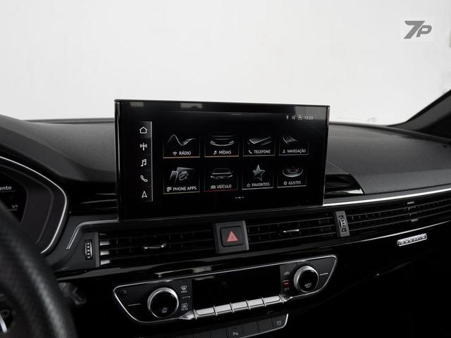 Foto do veículo AUDI RS4  AVANT 2.9TFSI TIPTRONIC QUATTRO 2021 26.307 KM 509.000,00