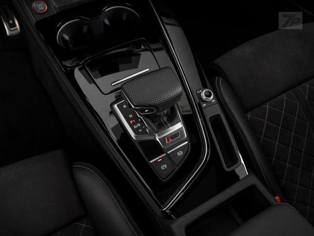 Foto do veículo AUDI RS4  AVANT 2.9TFSI TIPTRONIC QUATTRO 2021 26.307 KM 509.000,00