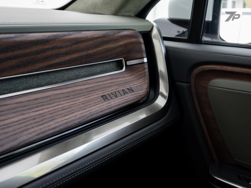 Foto do veículo RIVIAN R1T  2022 796 KM 890.000,00
