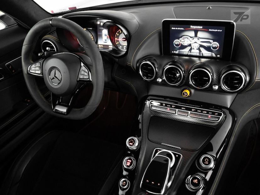 Foto do veículo MERCEDES-BENZ AMG GT  R 2018 15.358 KM 1.390.000,00