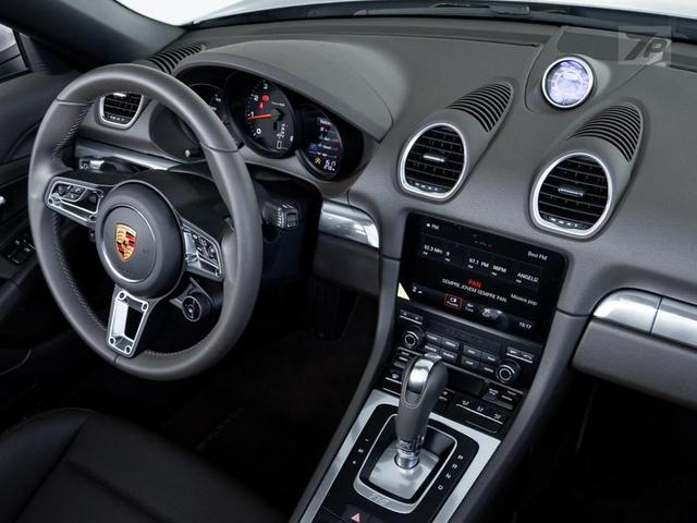 Foto do veículo PORSCHE BOXSTER  2024 940 KM 639.000,00