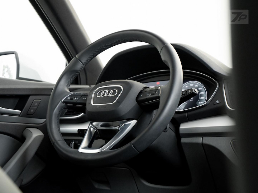 Foto do veículo AUDI Q5  SPORTBACK PHEV PERFORMANCE 2.0 TFSI QUATTRO 2023 12.458 KM 379.000,00