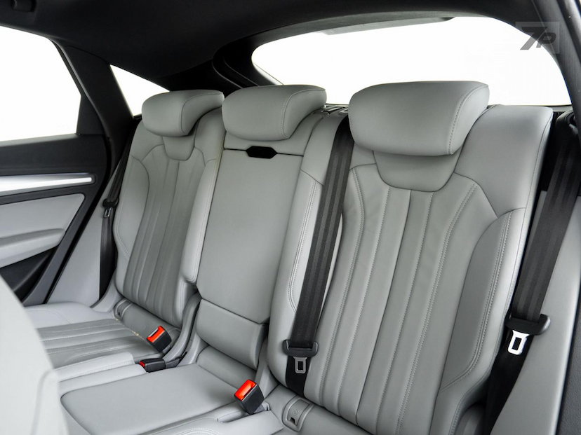 Foto do veículo AUDI Q5  SPORTBACK PHEV PERFORMANCE 2.0 TFSI QUATTRO 2023 12.458 KM 379.000,00