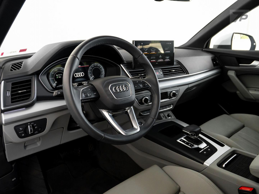 Foto do veículo AUDI Q5  SPORTBACK PHEV PERFORMANCE 2.0 TFSI QUATTRO 2023 12.458 KM 379.000,00