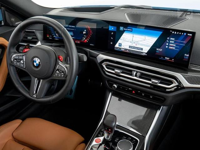 Foto do veículo BMW M2  COUPE 2024 1.240 KM 599.000,00