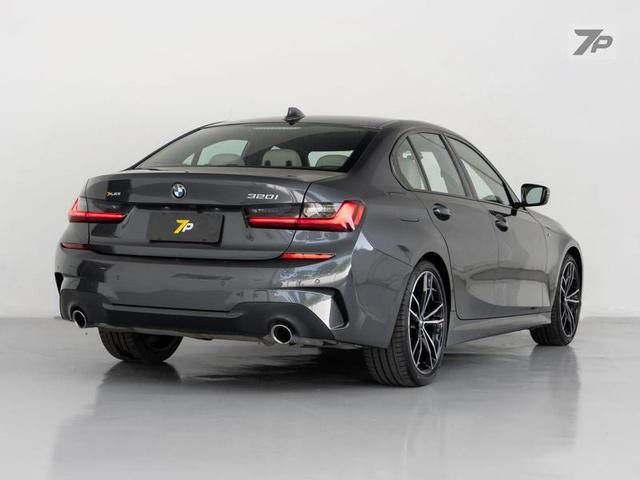 Foto do veículo BMW 320I  2.0 16V TURBO M SPORT 2022 17.966 KM 255.000,00