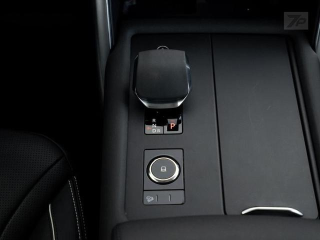 Foto do veículo LAND ROVER DISCOVERY  HSE D-300 2022 32.114 KM 529.900,00