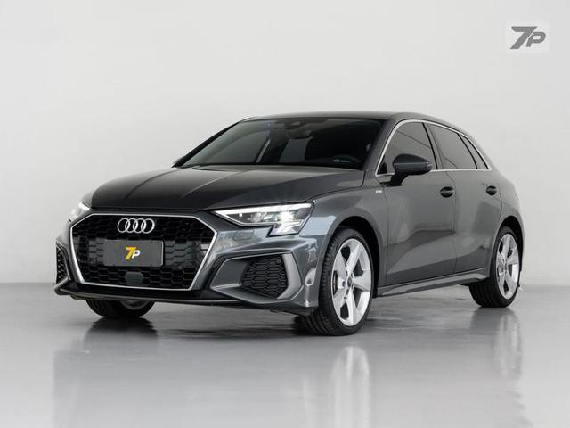 Foto do veículo AUDI A3  SPORTBACK S-LINE 2.0 TFSI S-TRONIC 2024 4.402 KM 238.500,00