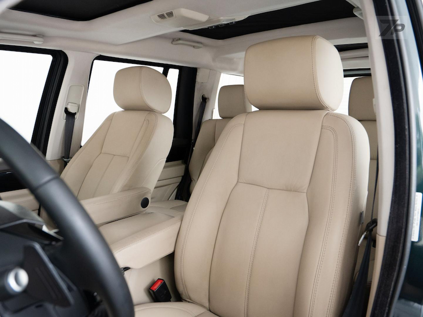 Foto do veículo LAND ROVER DISCOVERY LR  SDV6 HSE 2014 87.421 KM 150.000,00