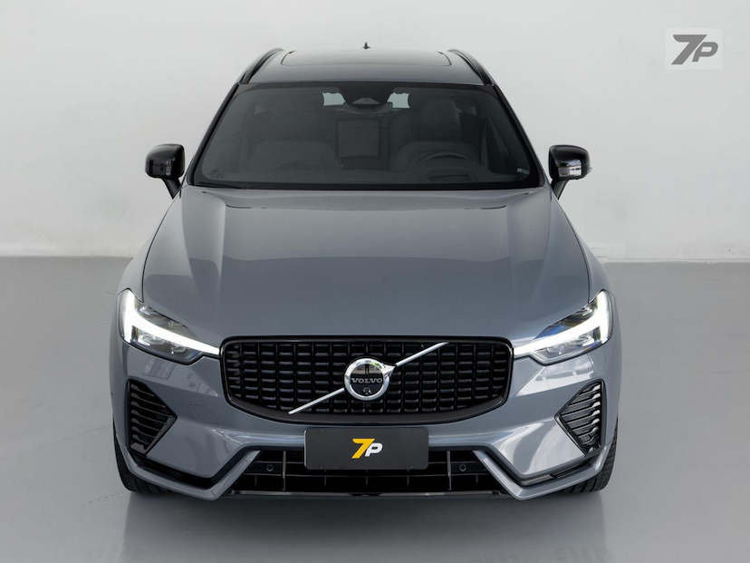 Foto do veículo VOLVO XC60 XC60 T8 ULT DARK 2024 7.987 KM 439.000,00