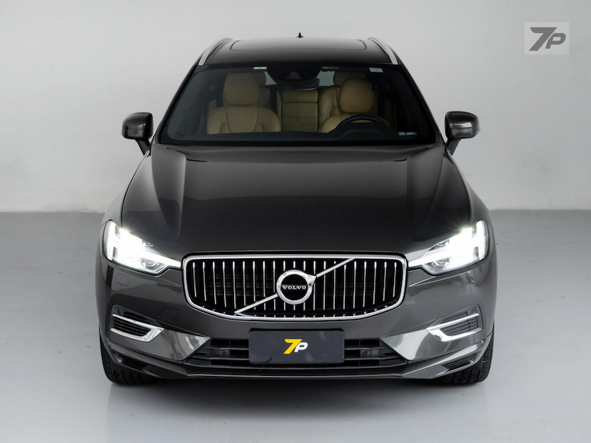 Foto do veículo VOLVO XC60 XC 60 T-8 HÍBRIDO INSCRIPTION 2.0 5P 2021 61.470 KM 259.000,00