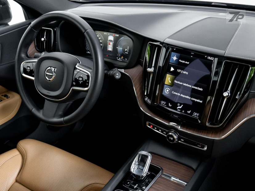 Foto do veículo VOLVO XC60 XC 60 T-8 HÍBRIDO INSCRIPTION 2.0 5P 2021 61.470 KM 259.000,00
