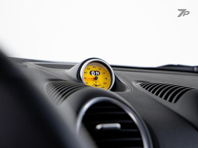 Foto do veículo PORSCHE BOXSTER  GTS4.0 2021 16.023 KM 685.000,00