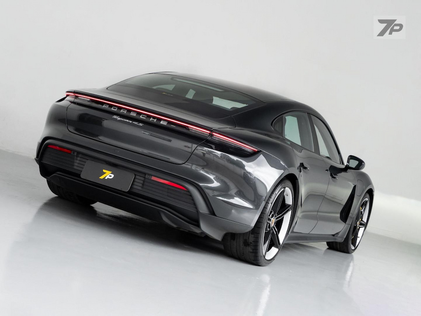 Foto do veículo PORSCHE TAYCAN  4S 2021 15.500 KM 475.900,00