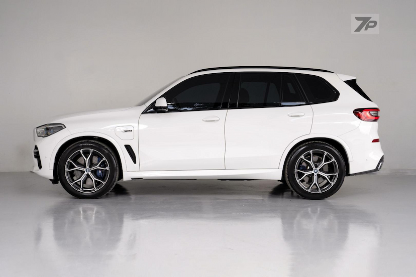 Foto do veículo BMW X5  XDRIVE45E 2022 28.220 KM 469.000,00