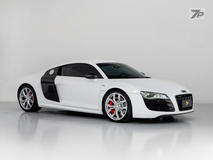 Foto do veículo AUDI R8  5.2 V10 FSI 2011 54.681 KM 565.000,00