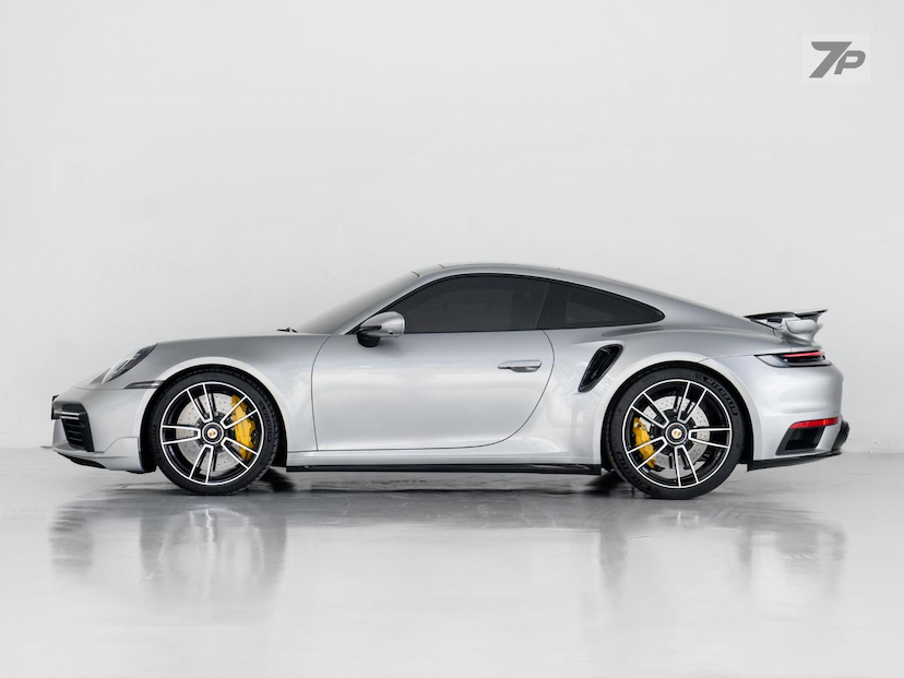 Foto do veículo PORSCHE 911  TURBO S 2021 9.837 KM 1.380.000,00