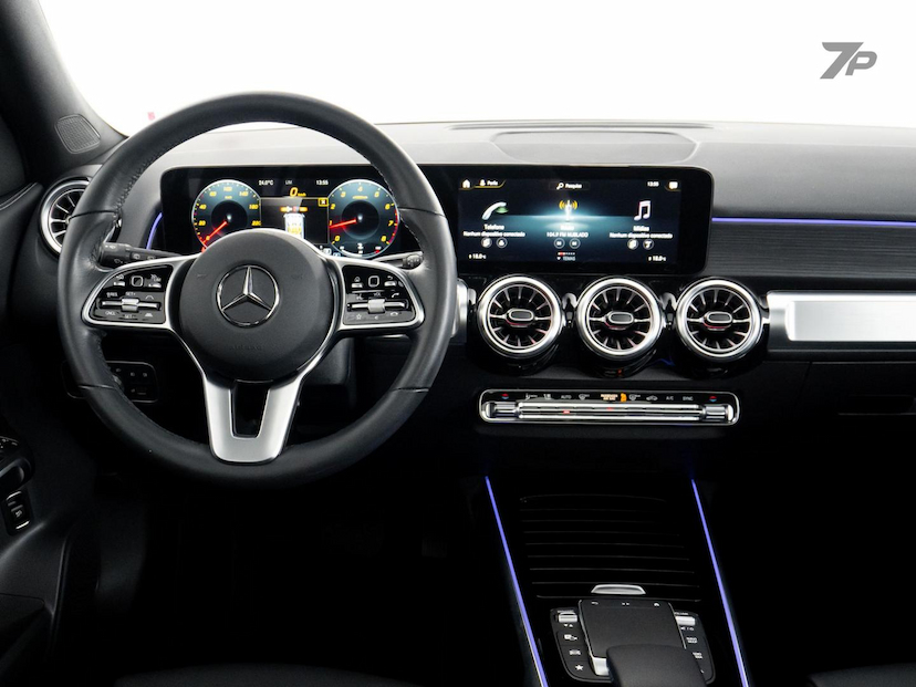 Foto do veículo MERCEDES-BENZ GLB 200 GLB200 PROG 2023 24.312 KM 299.000,00